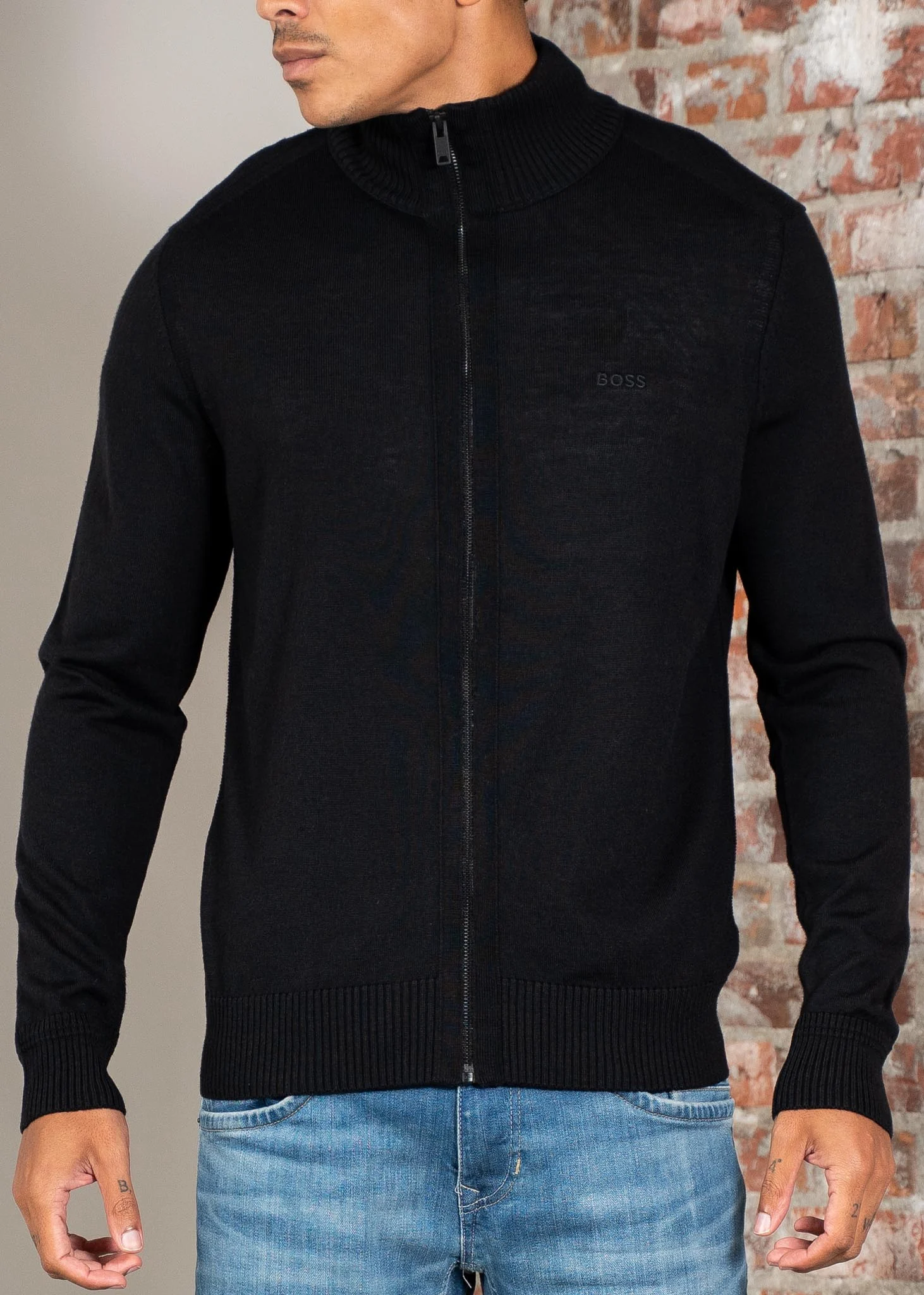 Avac full-zip - black