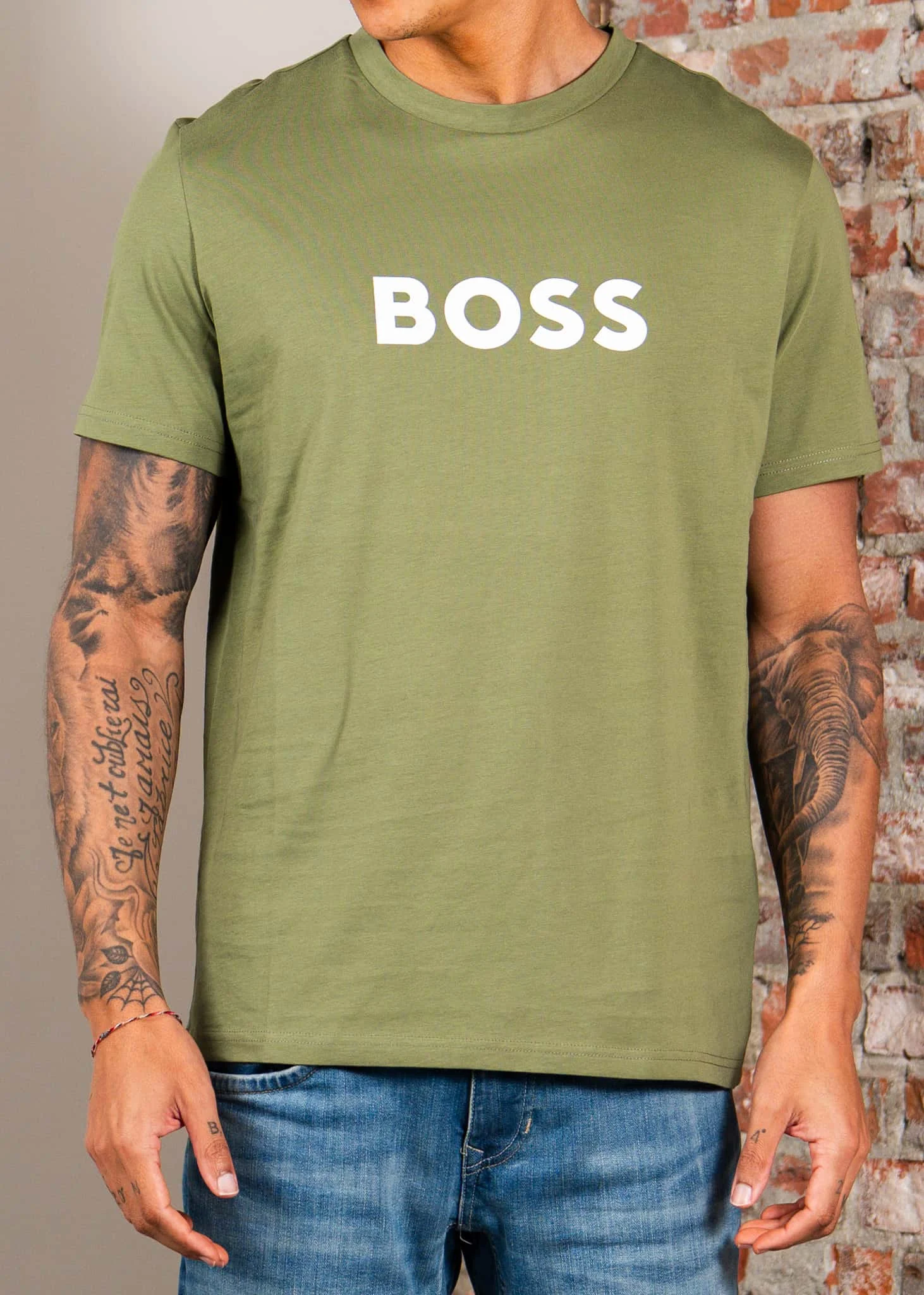 T-shirts rn - open green
