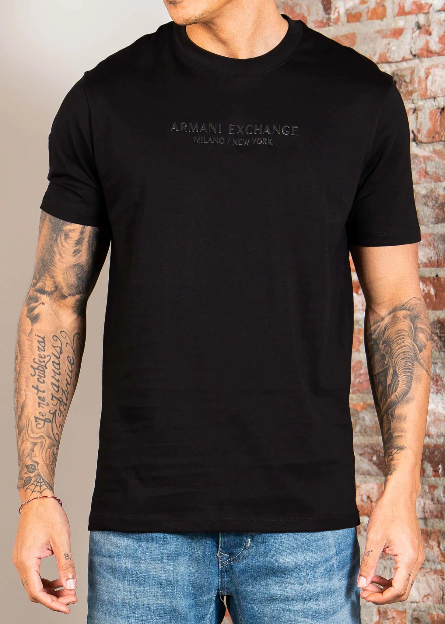 T-shirt - black white