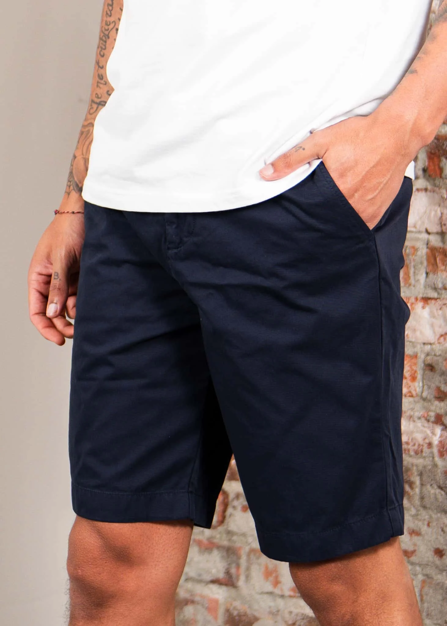 Chino short - dark navy