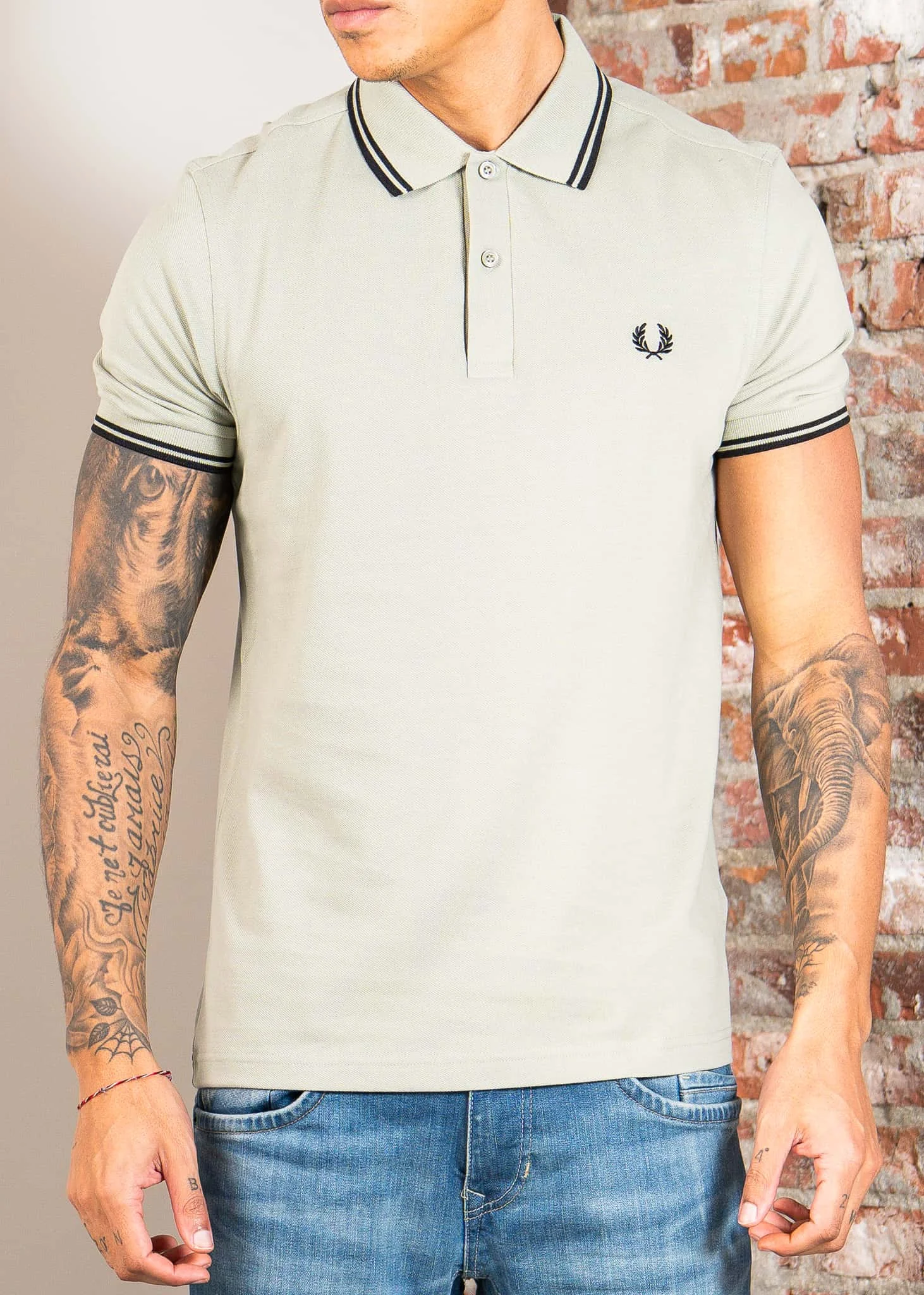 Twin tipped fred perry shirt - seagrass black